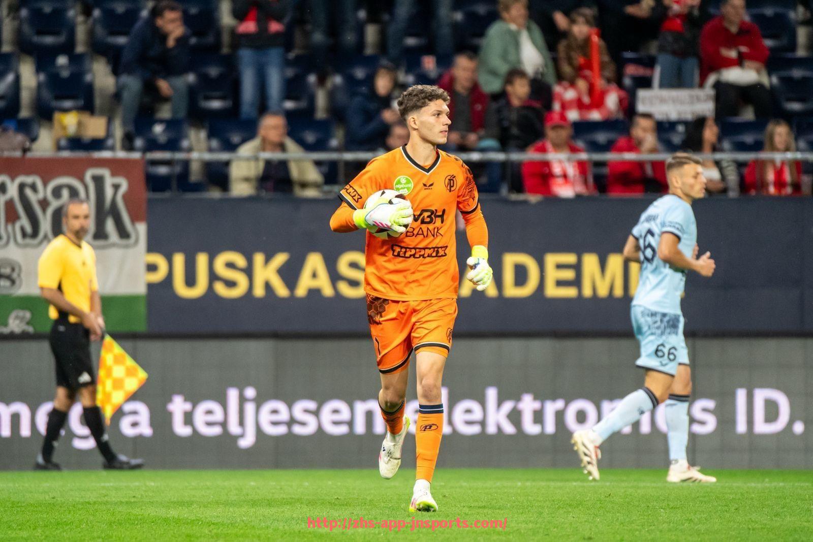 江南体育APP下载-2018赛季休斯顿火箭队的整体表现和关键比赛解析